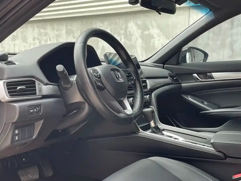 Honda Inspire 2022 из CN, фото 9