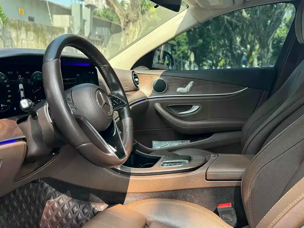 Mercedes-Benz E-Class 2021 из CN, фото 3