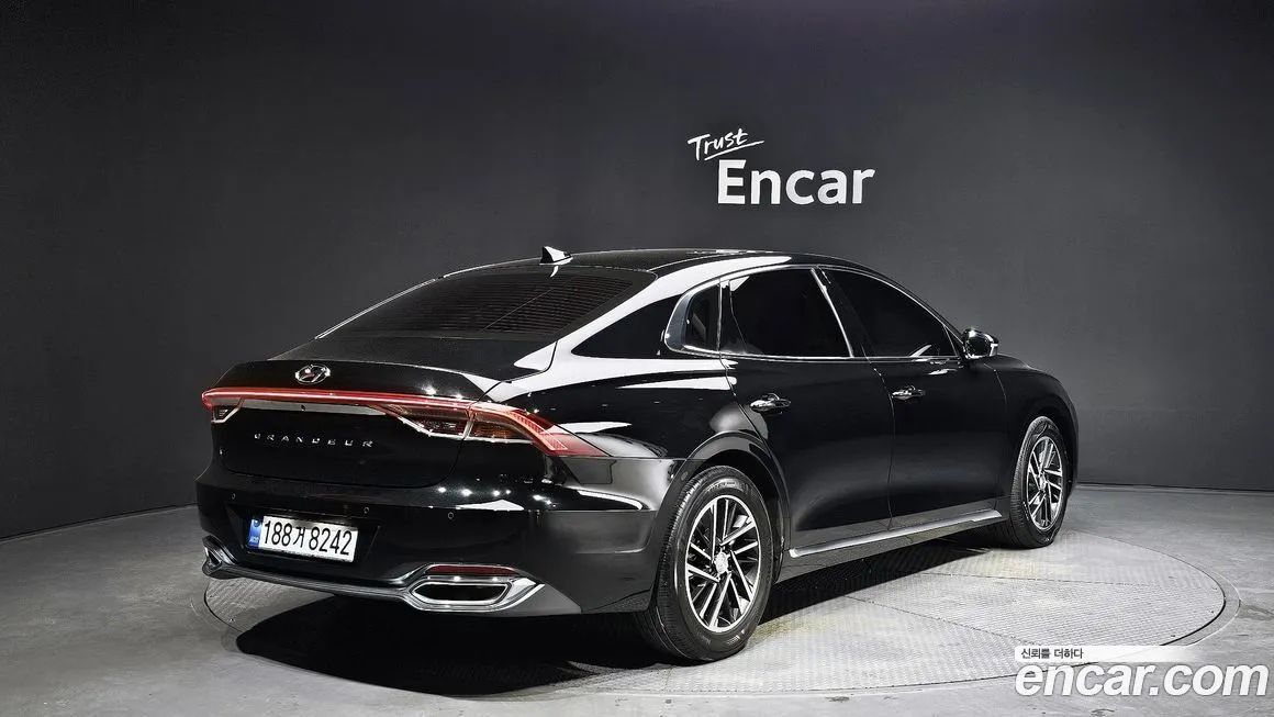 Hyundai Grandeur 2021 из KR, фото 2