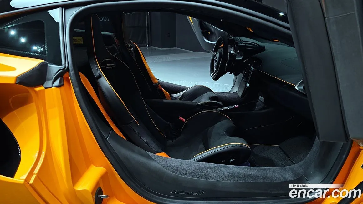 Mclaren Artura 2023 из KR, фото 10
