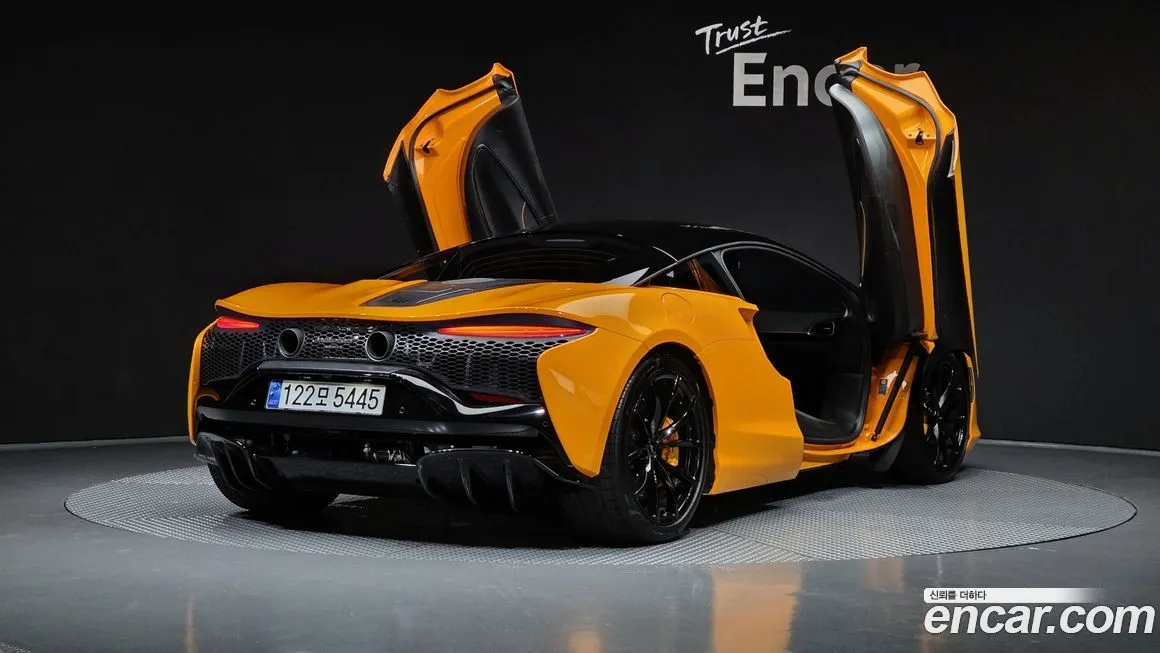 Mclaren Artura 2023 из KR, фото 2