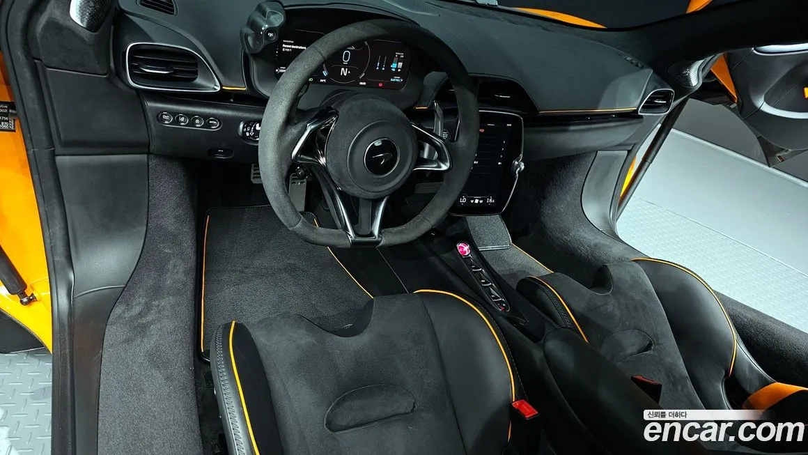 Mclaren Artura 2023 из KR, фото 7