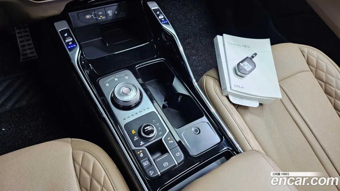 Kia Sorento — фото 9