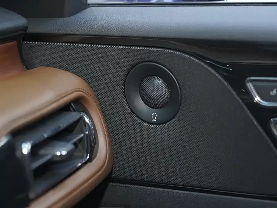 Lincoln Aviator 2022 из CN, фото 10