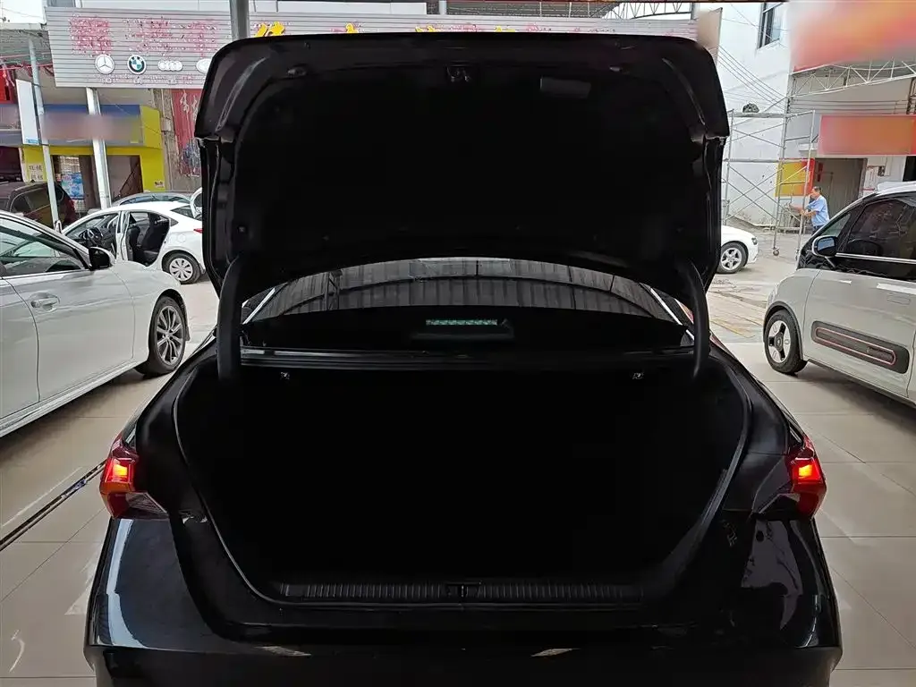 Toyota Avalon 2022 из CN, фото 9