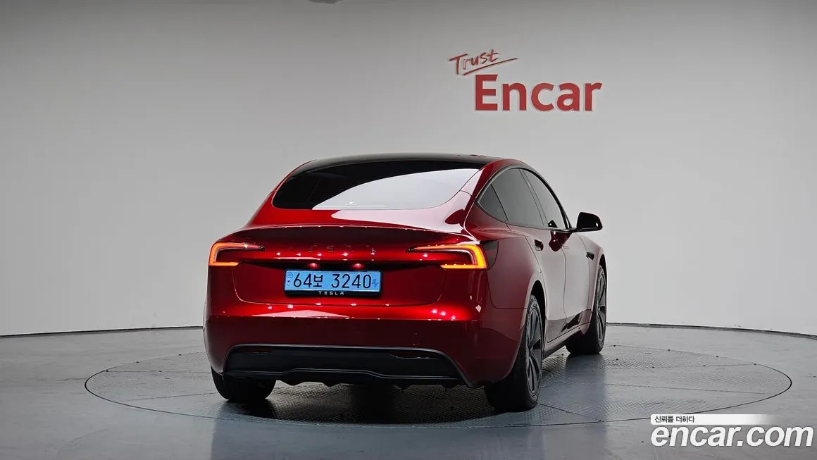 Tesla Model 3 2024 из KR, фото 4