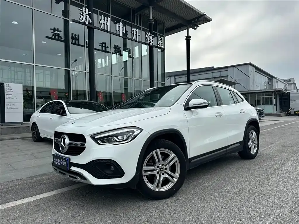 Mercedes-Benz GLA 2023 из CN, фото 1
