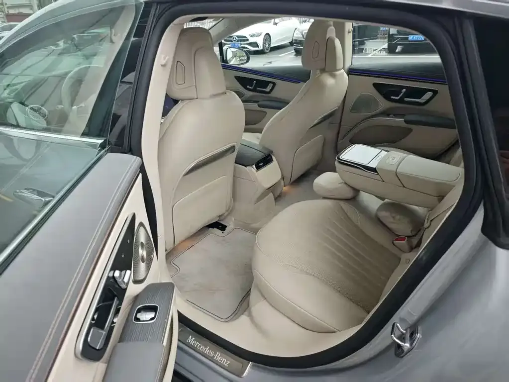 Mercedes-Benz EQS 2023 из CN, фото 7