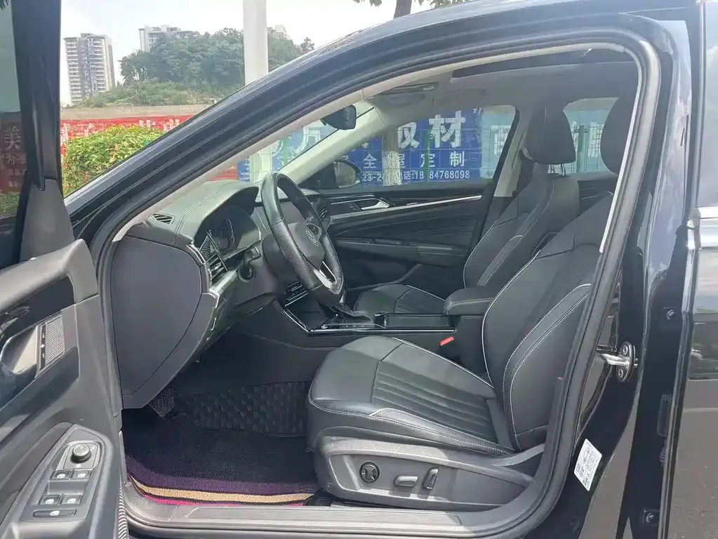 Volkswagen Passat 2022 из CN, фото 4