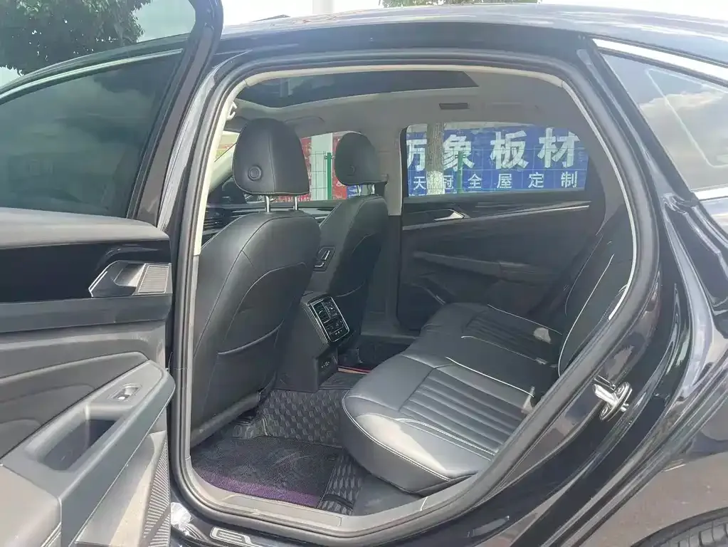Volkswagen Passat 2022 из CN, фото 6