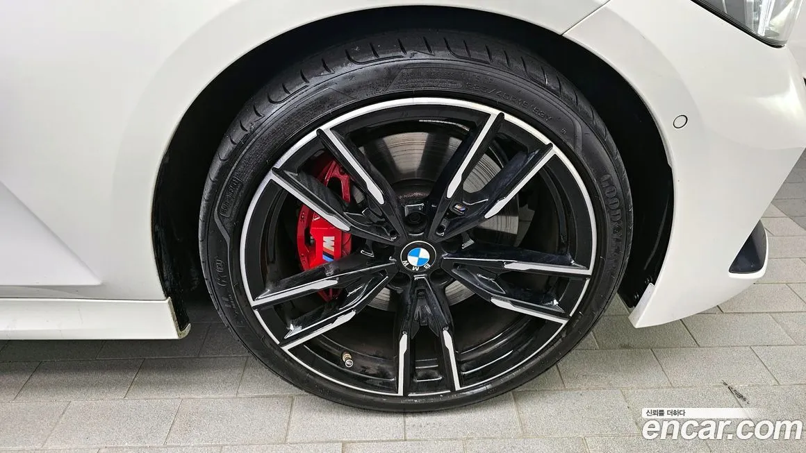 BMW 3-Series 2024 из KR, фото 5
