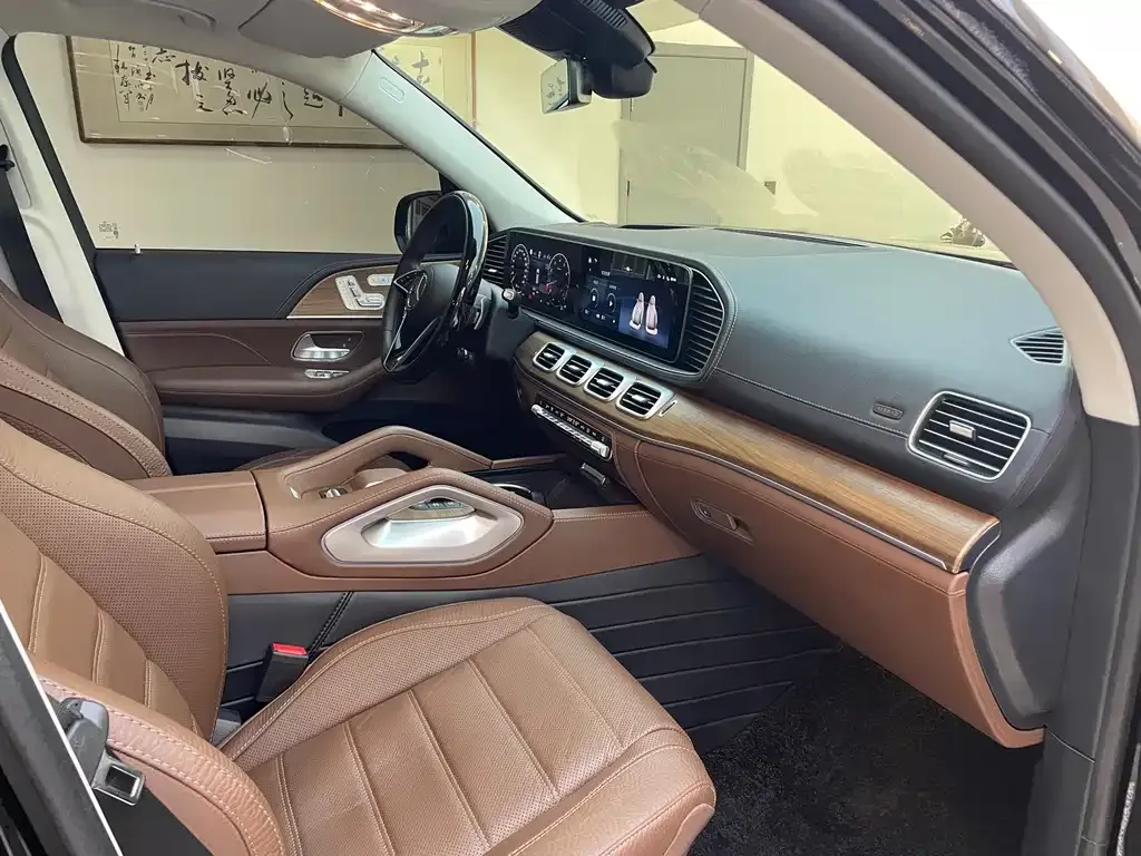 Mercedes-Benz GLS 2024 из CN, фото 7