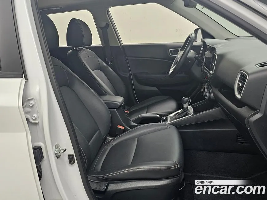 Hyundai Venue 2023 из KR, фото 10
