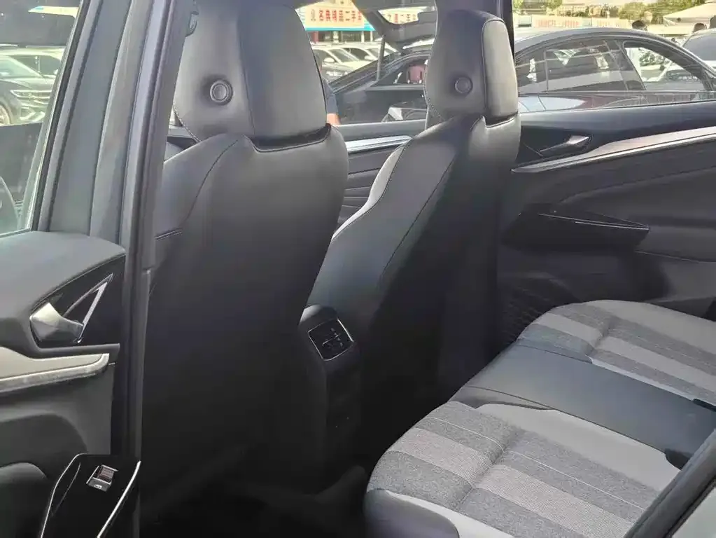 Volkswagen ID.4 Crozz 2025 из CN, фото 10