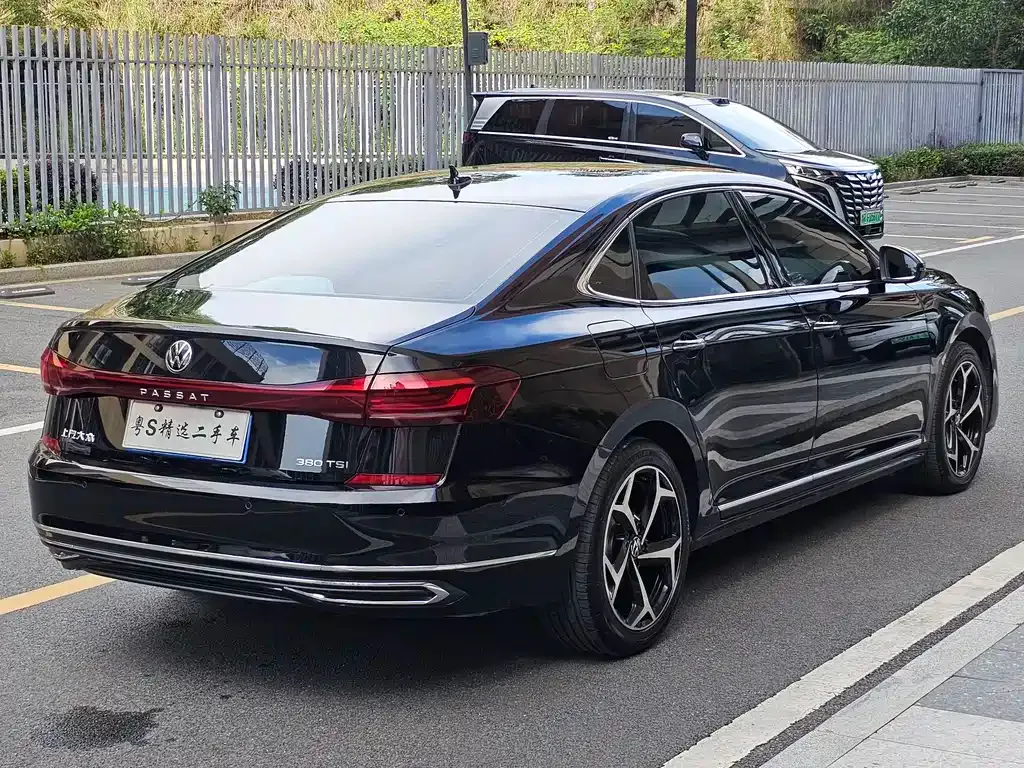 Volkswagen Passat 2024 из CN, фото 6