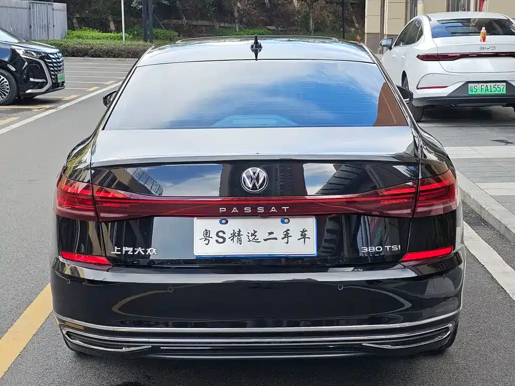 Volkswagen Passat 2024 из CN, фото 7