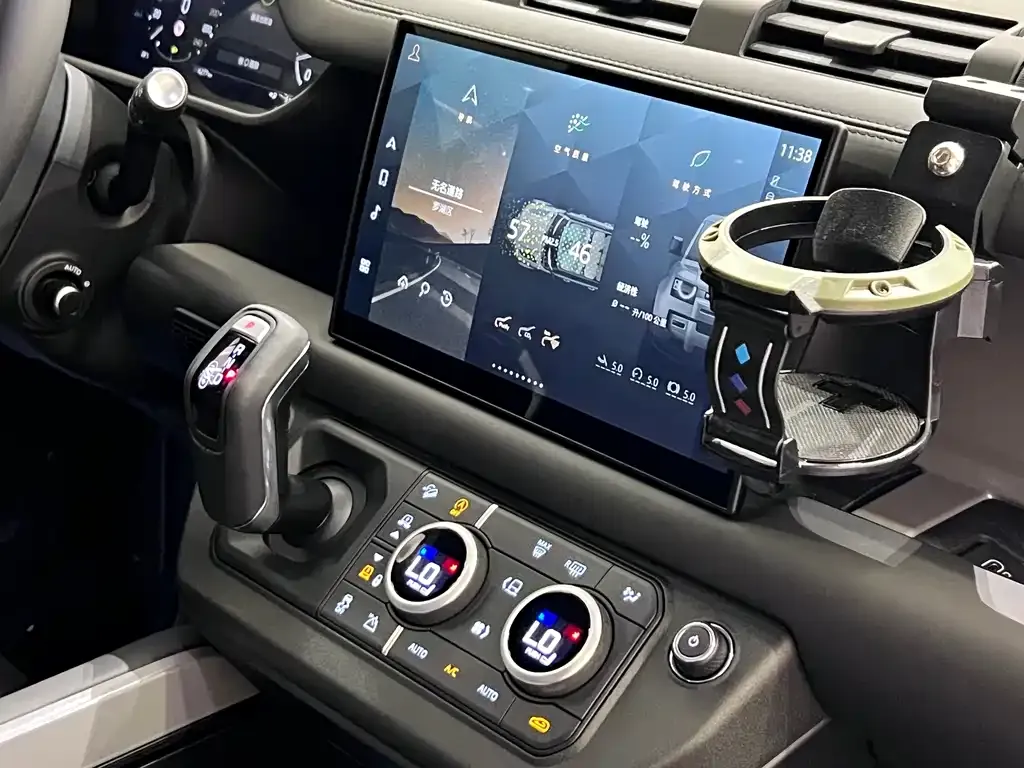 Land Rover Defender 2024 из CN, фото 7