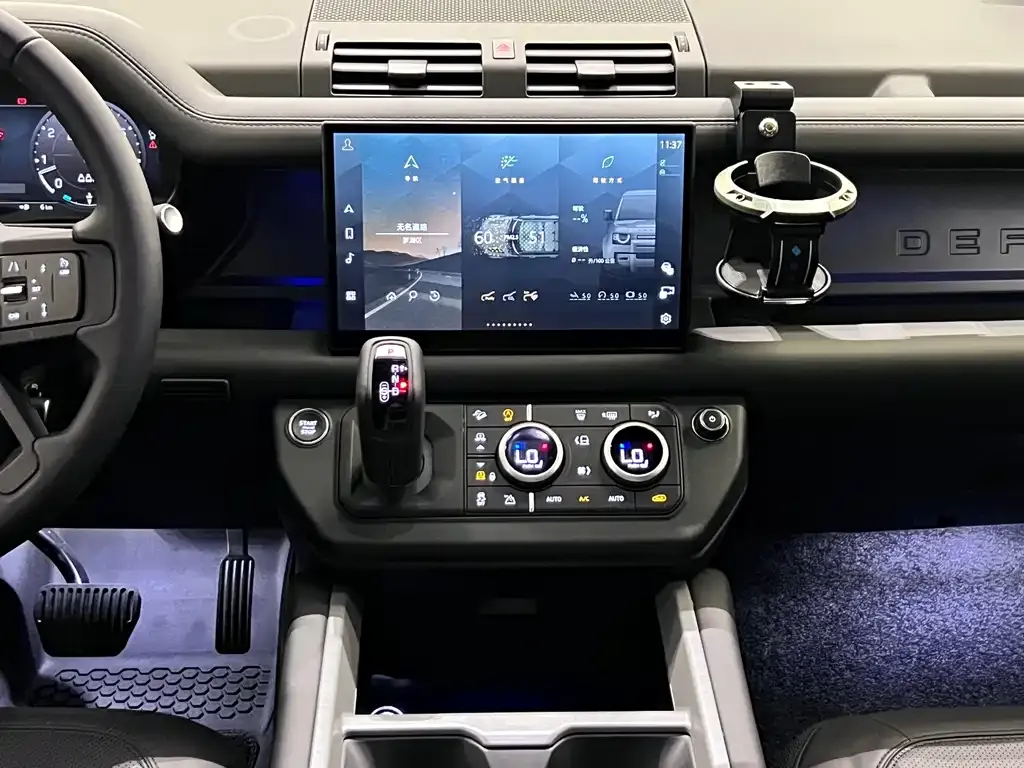 Land Rover Defender 2024 из CN, фото 8