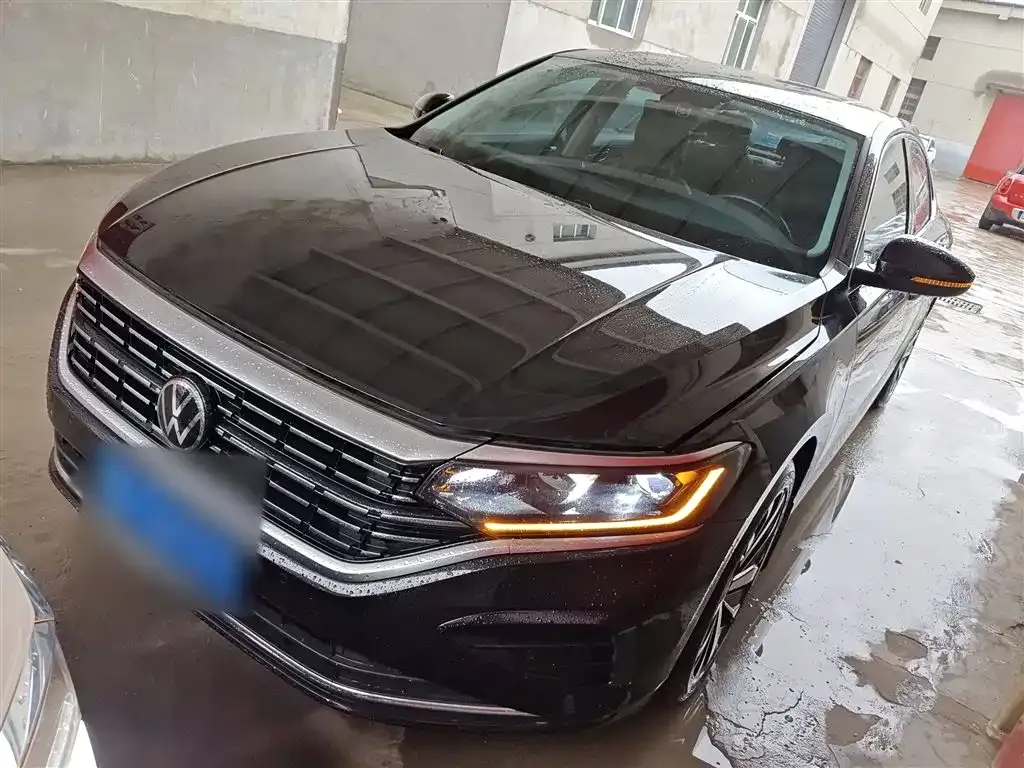 Volkswagen Passat 2022 из CN, фото 1
