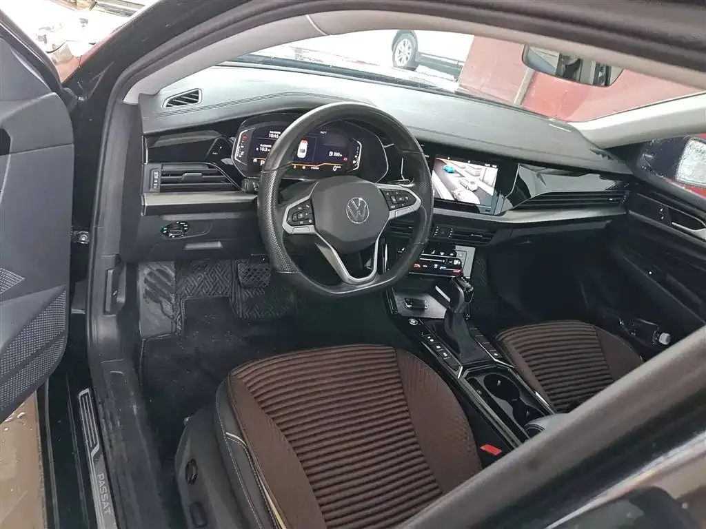 Volkswagen Passat 2022 из CN, фото 10