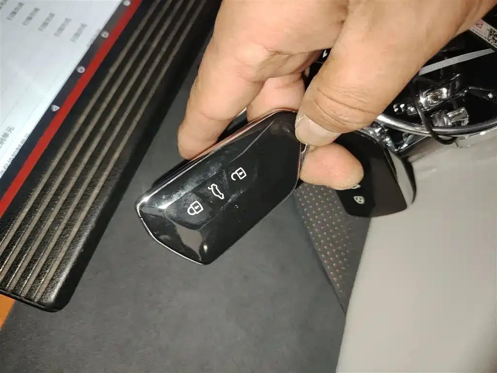 [object Object] ID.6 Crozz 2024 из CN, фото 9