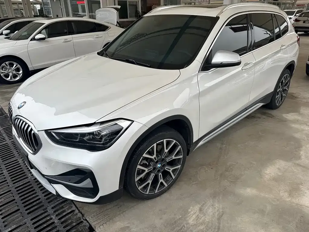 BMW X1 2021 из CN, фото 1