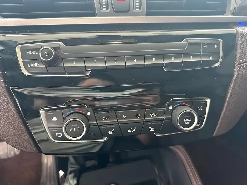 BMW X1 2021 из CN, фото 9