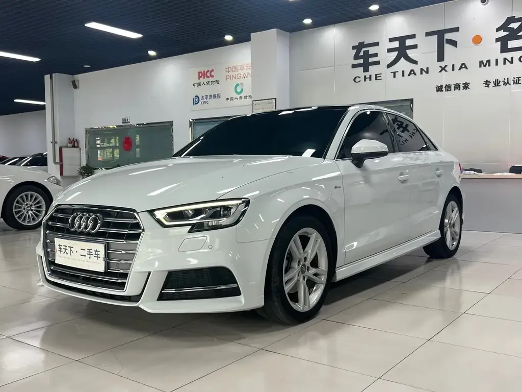 Audi A3 2021 из CN, фото 1