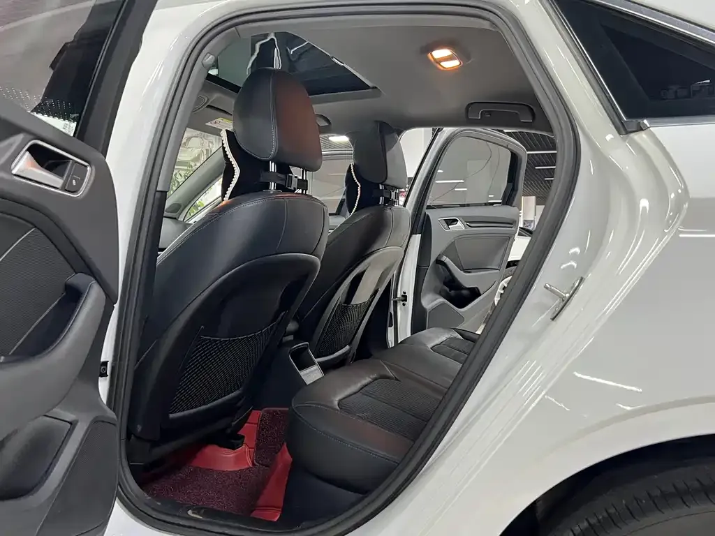 Audi A3 2021 из CN, фото 8