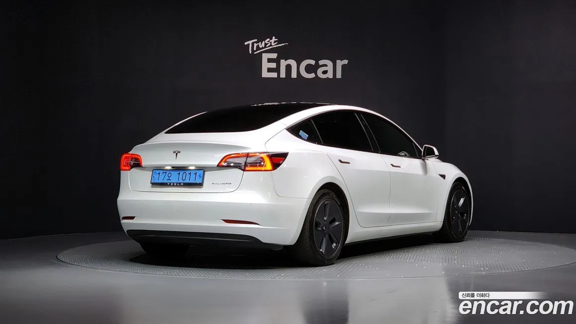 Tesla Model 3 2022 из KR, фото 2