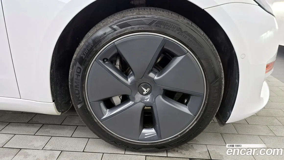 Tesla Model 3 2022 из KR, фото 5