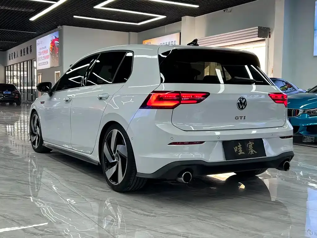 Volkswagen Golf GTI 2022 из CN, фото 2