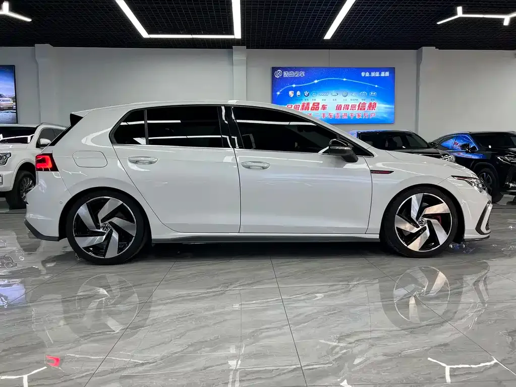 Volkswagen Golf GTI 2022 из CN, фото 3