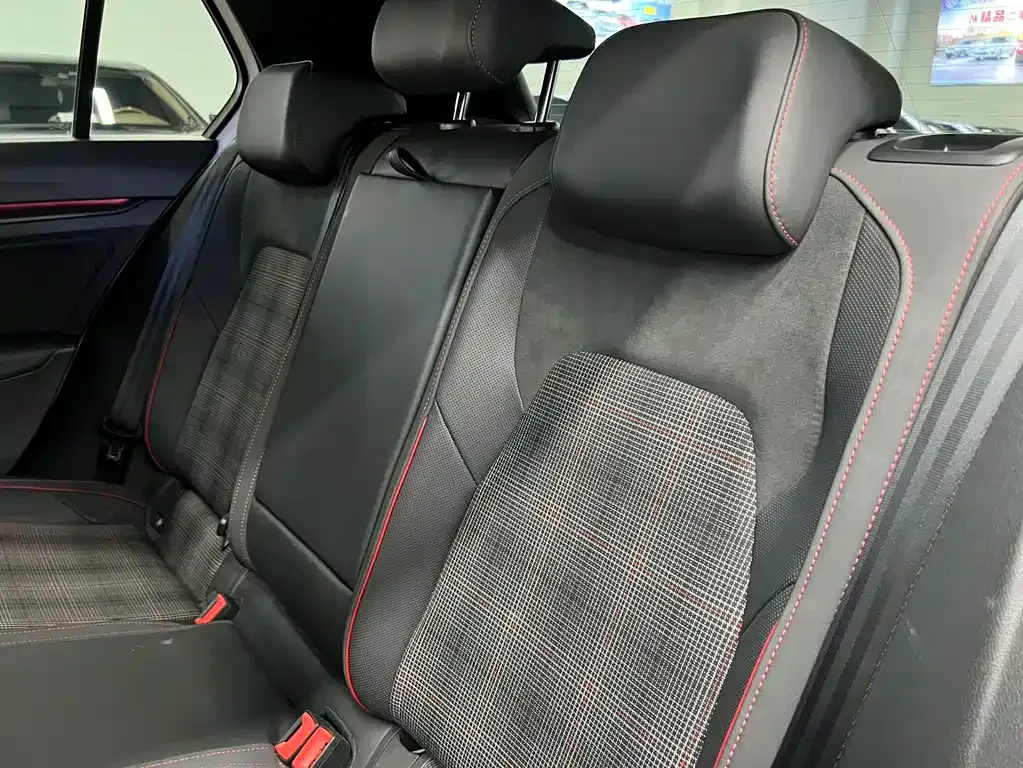 Volkswagen Golf GTI 2022 из CN, фото 9