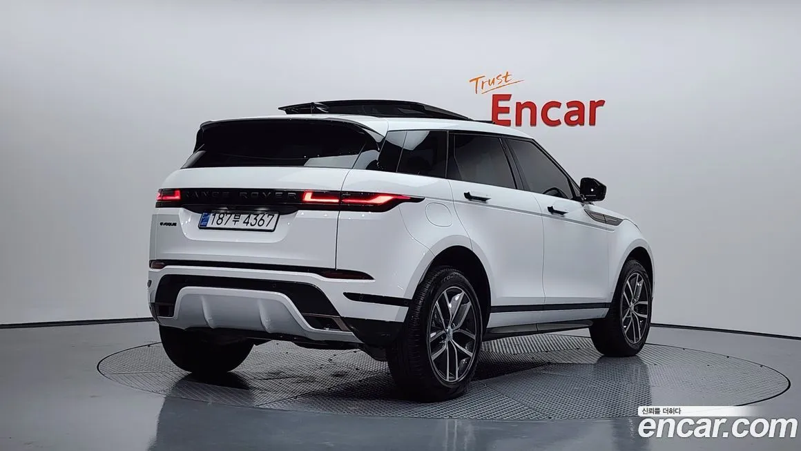 Land Rover Range Rover Evoque 2024 из KR, фото 2