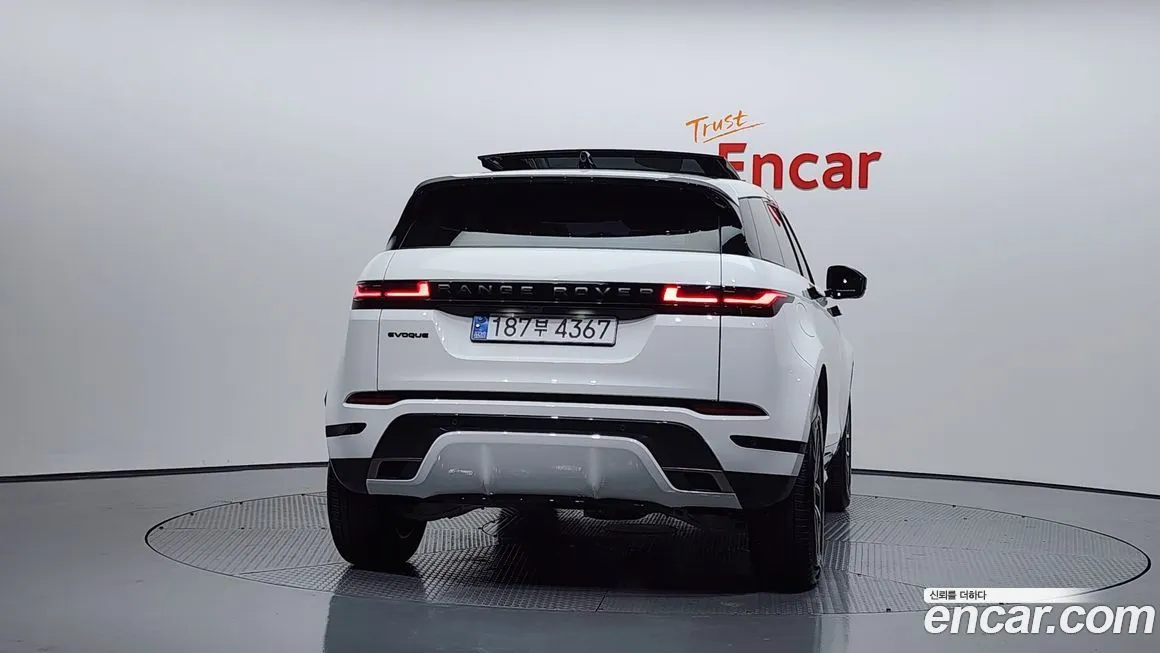 Land Rover Range Rover Evoque 2024 из KR, фото 4