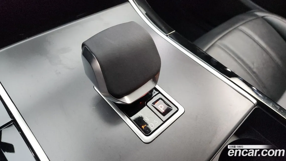 Land Rover Range Rover Evoque 2024 из KR, фото 9