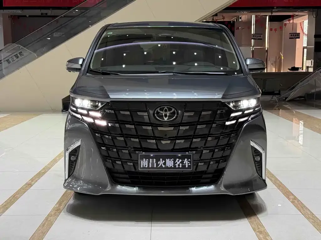 Toyota Alphard 2024 из CN, фото 2