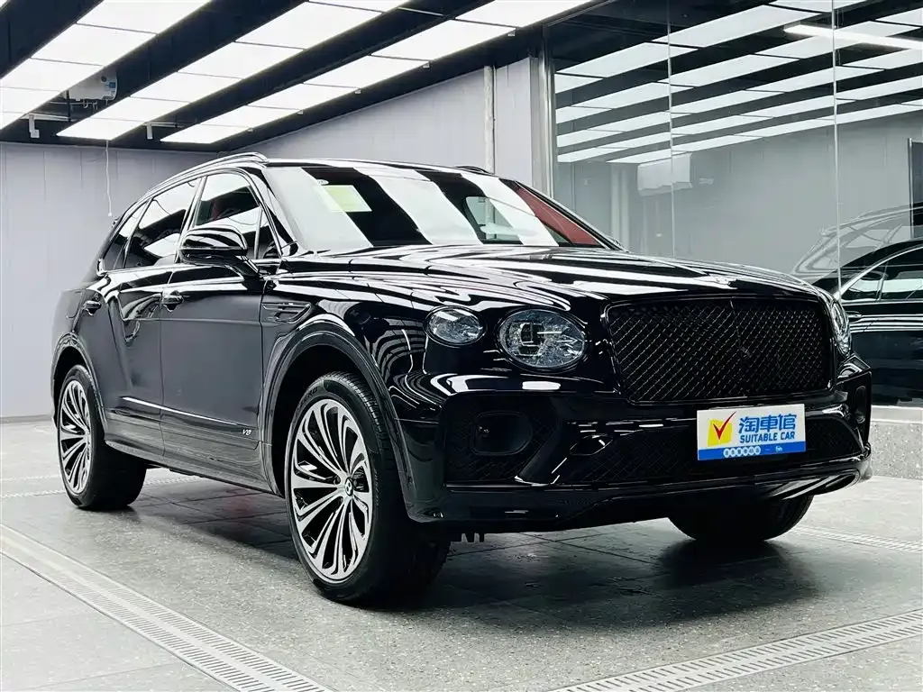 Bentley Bentayga 2025 из CN, фото 3