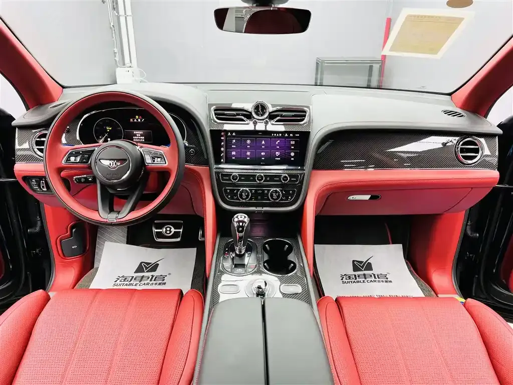 Bentley Bentayga 2025 из CN, фото 8