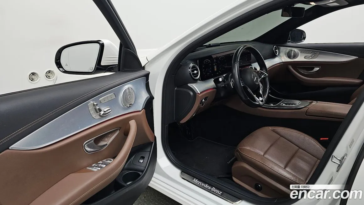 Mercedes-Benz E-Class 2021 из KR, фото 10