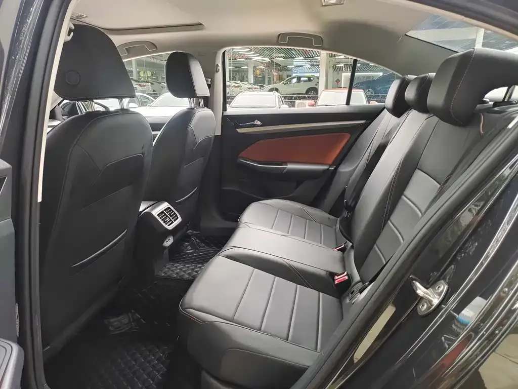 [object Object] Bora 2024 из CN, фото 6