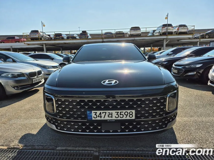 Hyundai Grandeur — фото 1