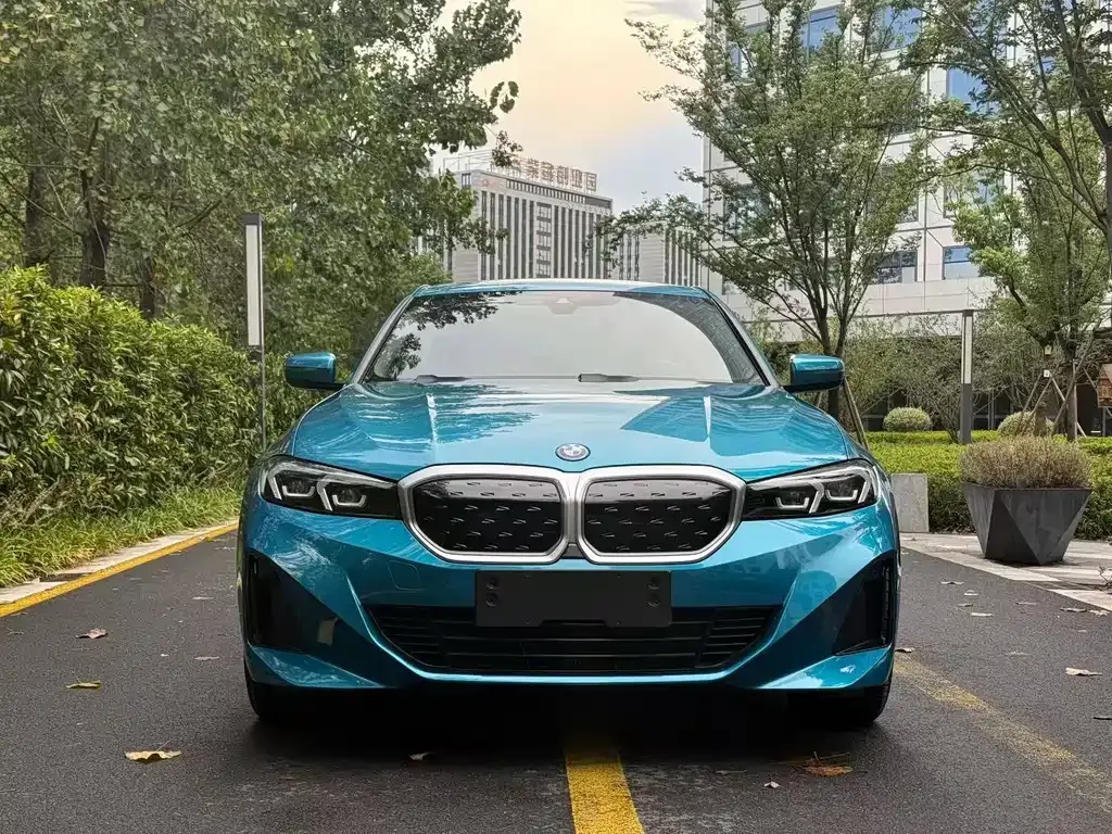 BMW i3 2023 из CN, фото 2
