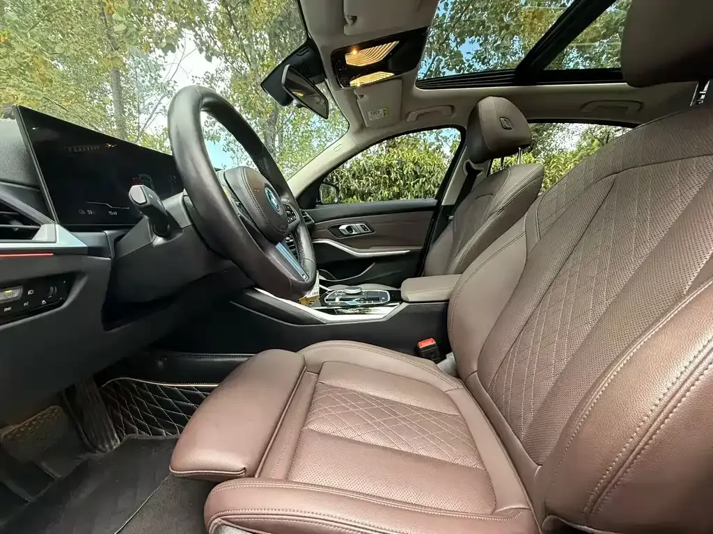 BMW i3 2023 из CN, фото 9