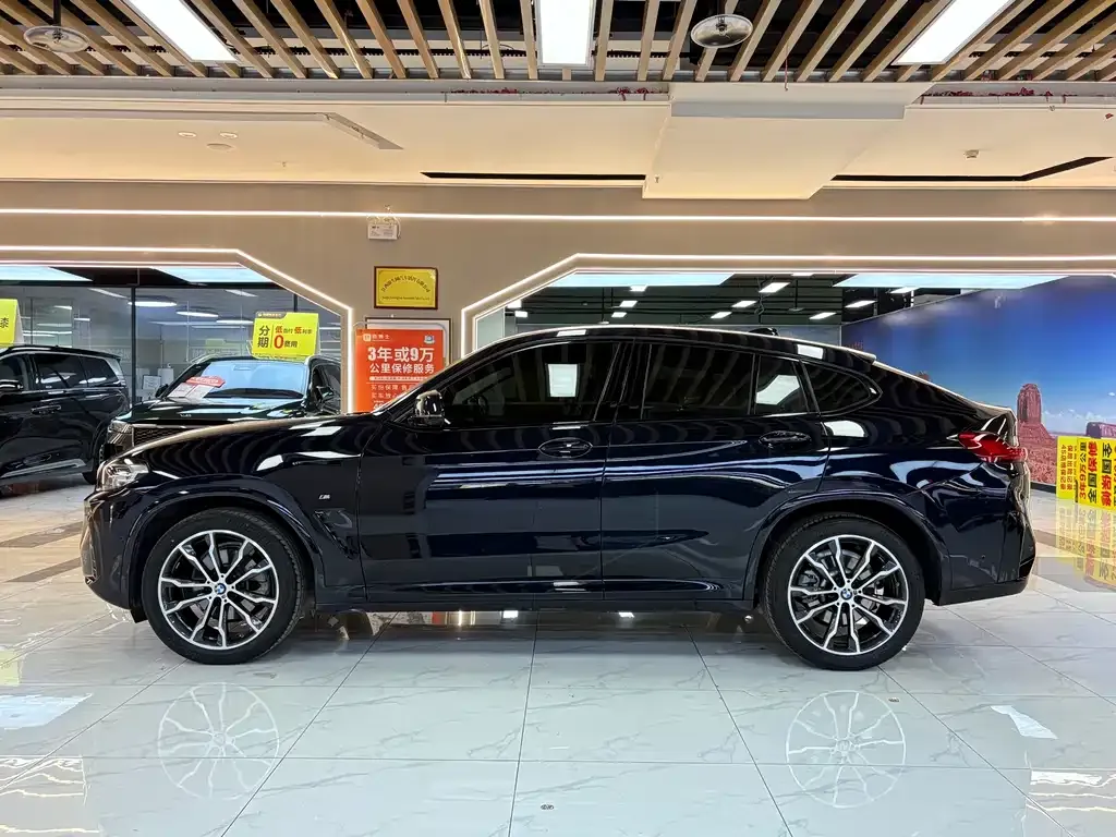 BMW X4 2024 из CN, фото 2