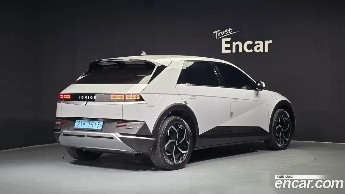 Hyundai Ioniq5 — фото 2