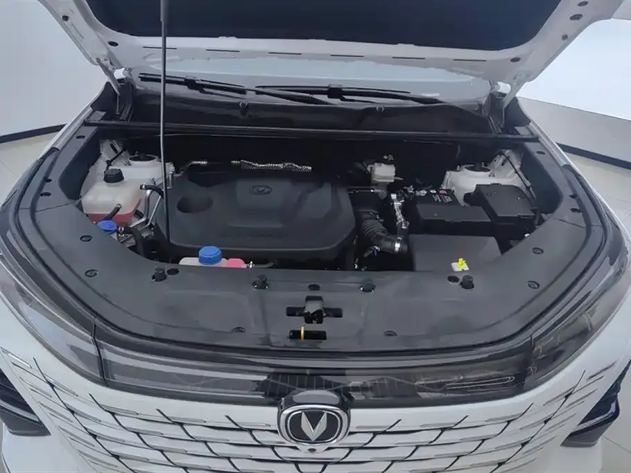 Changan CS75 PLUS — фото 10