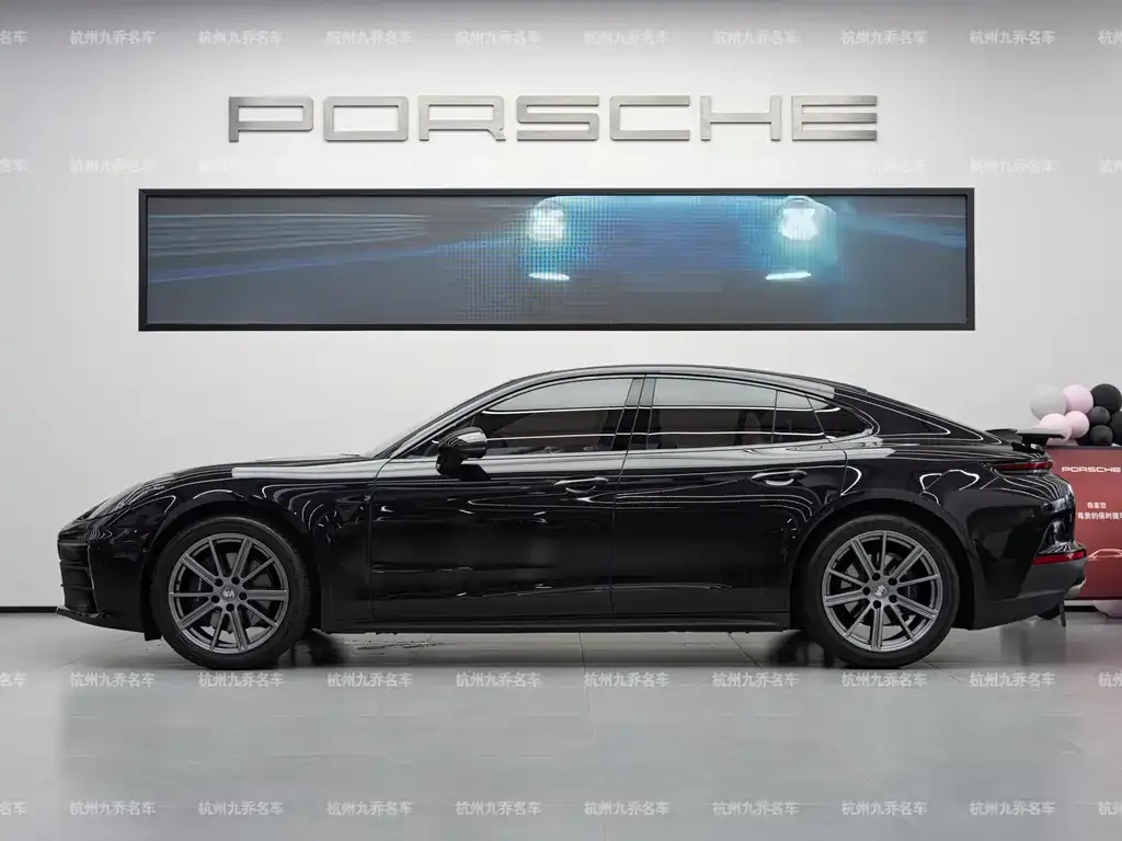 Porsche Panamera 2025 из CN, фото 3