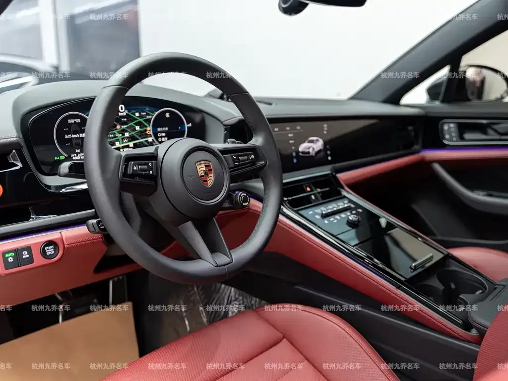 Porsche Panamera 2025 из CN, фото 8